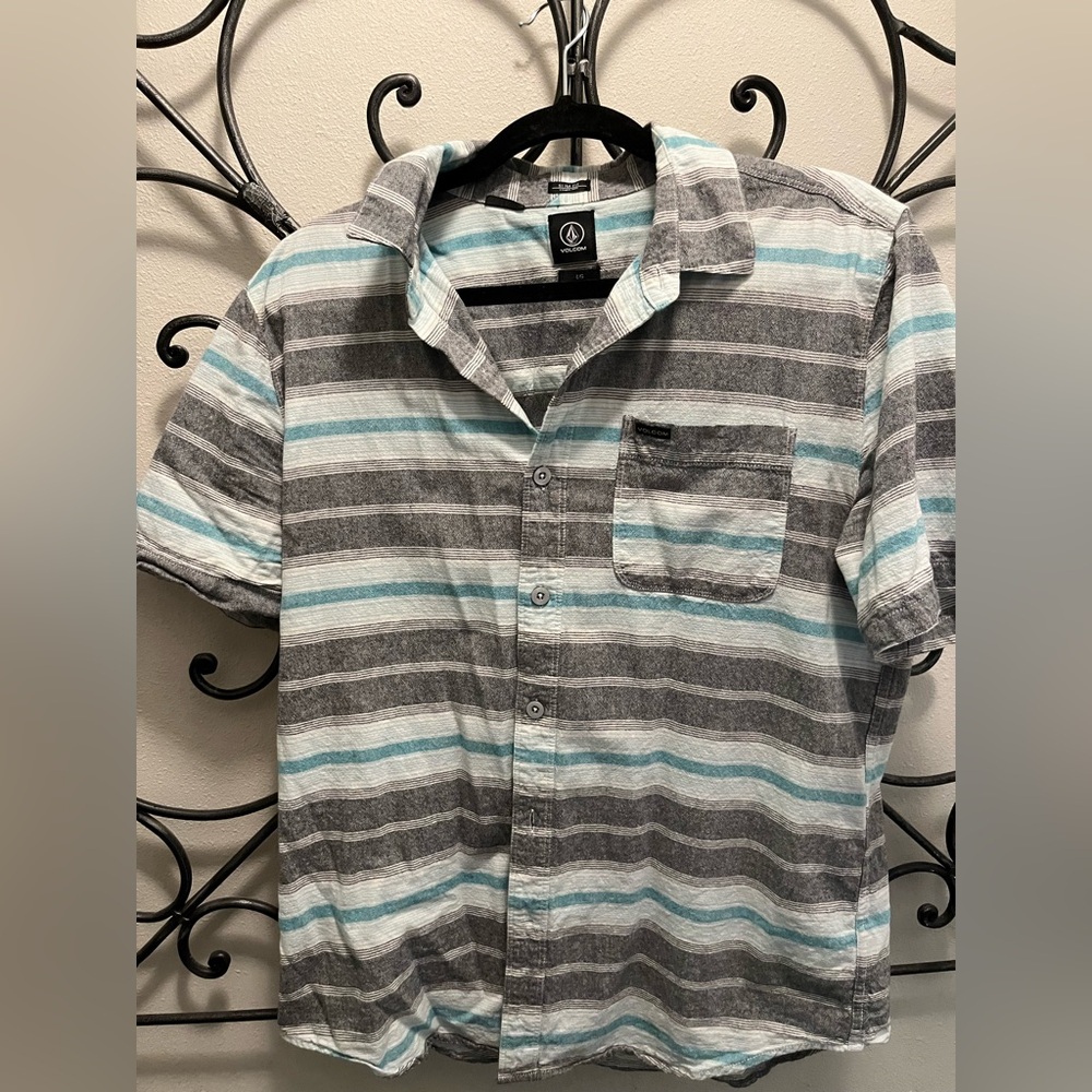 Volcom Button Down